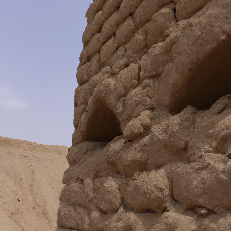 Během pouštní expedice byla nalezena starodávná středověká pevnost. - foto 2