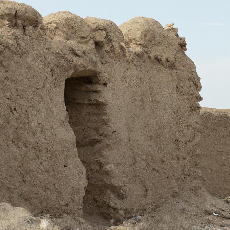 Během pouštní expedice byla nalezena starodávná středověká pevnost. - foto 3